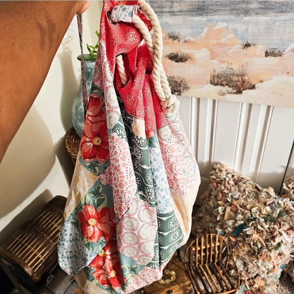 Pioneer Woman Lightweight Cottagecore Rope Closure Boho Bag